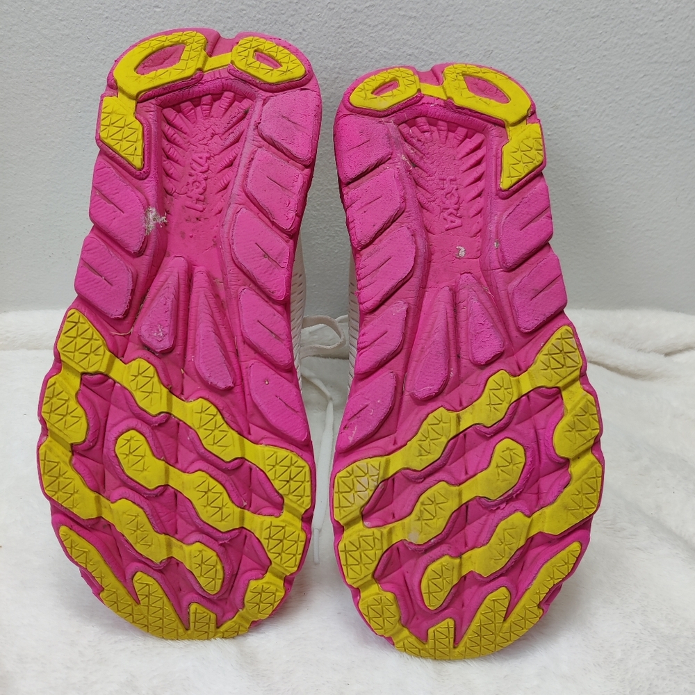 HOKA One Rincon 3 Womens 8.5B White Pink Running Shoes 1119396 - Picture 9 of 13